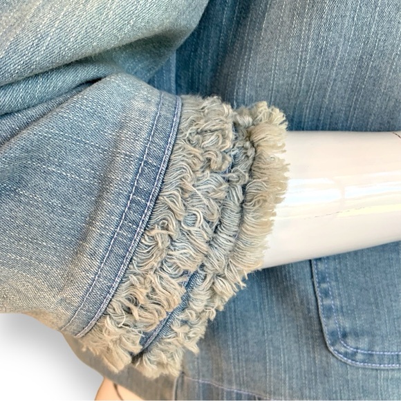 RUBY RD. STUDDED FRINGE ACCENTED OPEN FRONT CROP JEANS JACKET.  WOMEN’S SIZE 10P - Picture 6 of 9